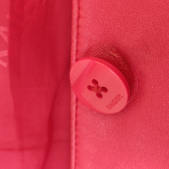 Red Genuine High Quality Lamb Leather Jacket ✳️✳️✳️ - Picture 12 of 14